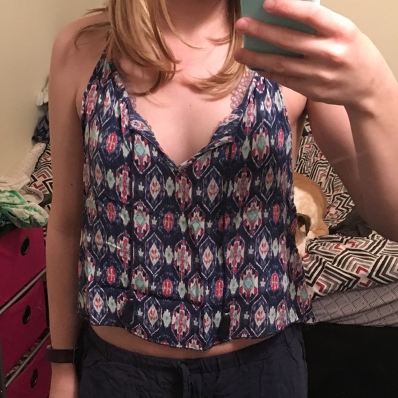 Hollister crop top - Picture 4 of 5